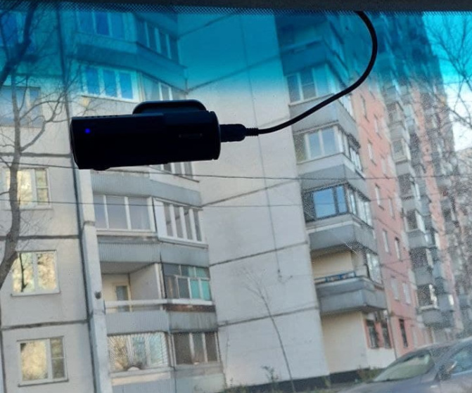 Установил видео регистратор.
